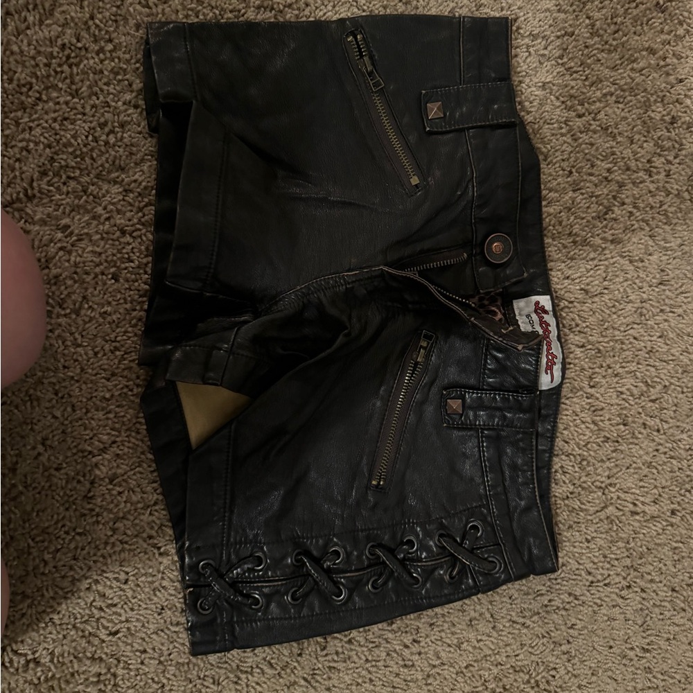Women/Teen leather shorts size 3